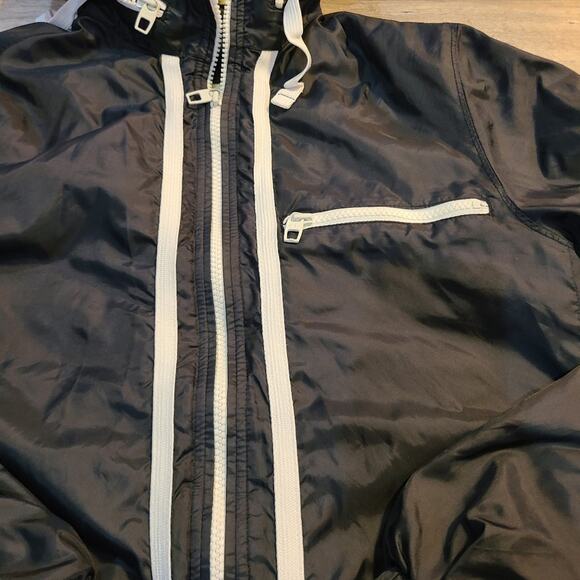 Gap size small women's jogger wind jacket black white striped - Picture 3 of 10